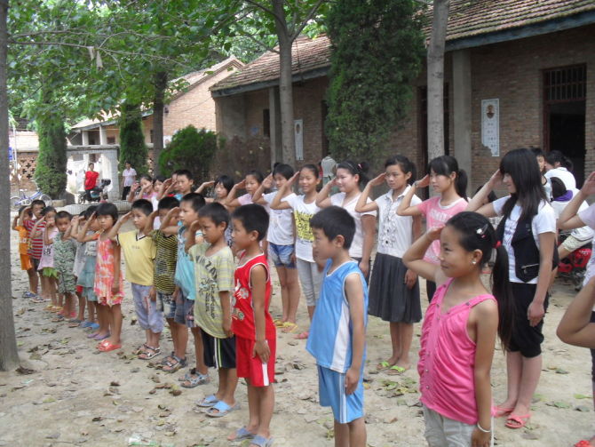 2010年闫庄小学爱国主义教育